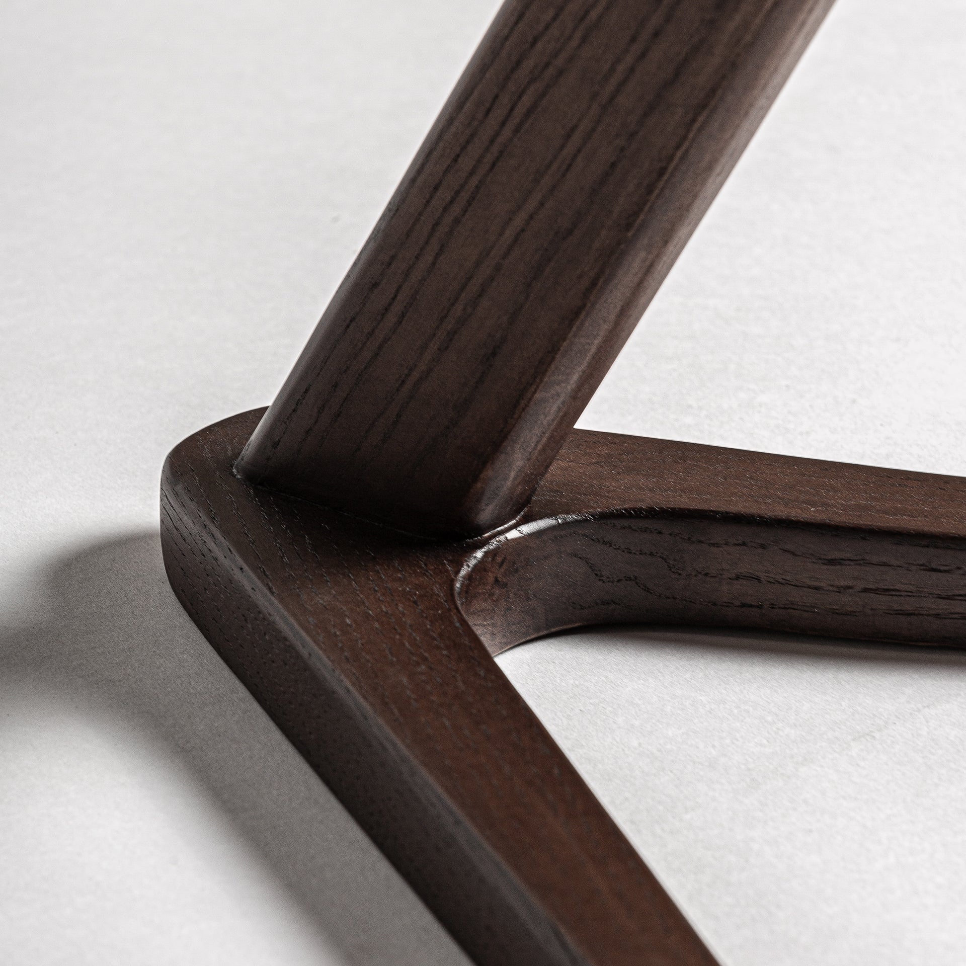 AITRACH SIDE TABLE